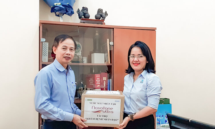 Novotane Ultra ủng hộ sản phẩm Nước mắt nhân tạo cho chương trình Khám bệnh nhân đạo tại Bắc Giang